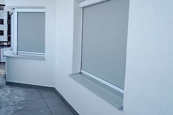 Kunststofffenster inklusive ZIP Beschattung